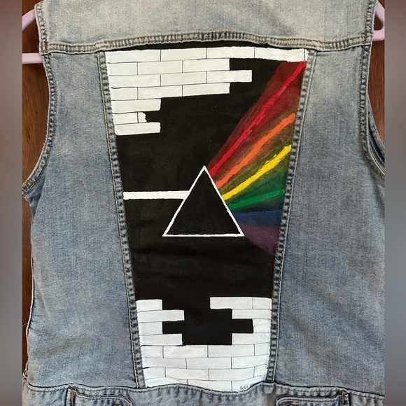 Hand painted up cycled denim jean vest prism brick merona medium - Picture 2 of 6